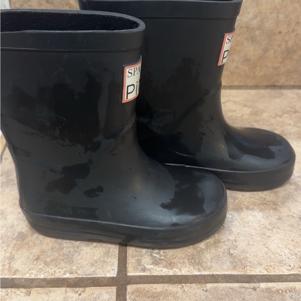 Black Rain Boots sparkle in Pink